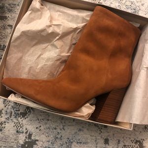 Marc fisher umaki brown suede boots